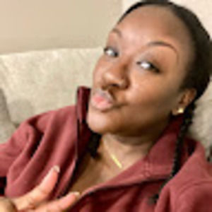 Meet your Posher, Latoya